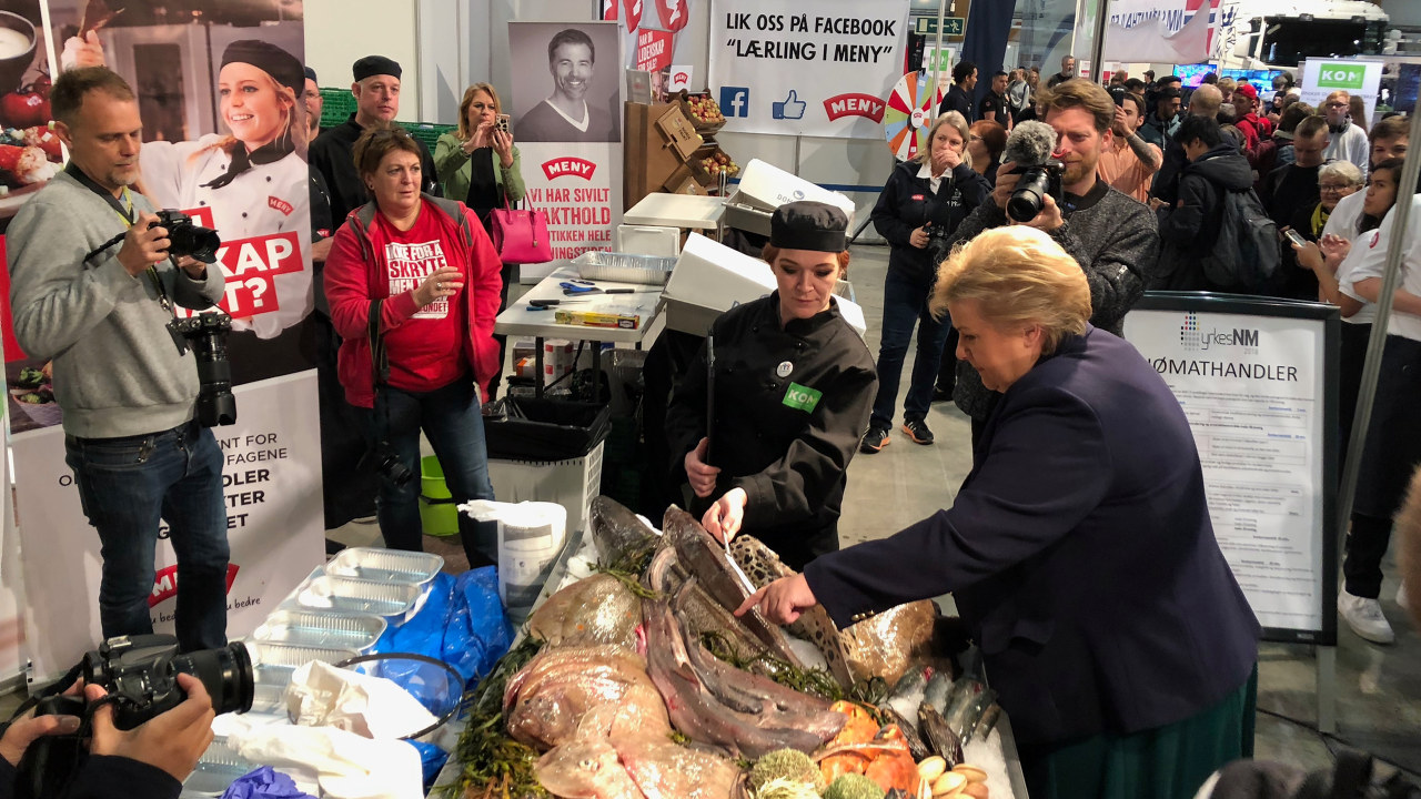 Statsminister Erna Solberg besøker yrkes-NM på Hellerudsletta