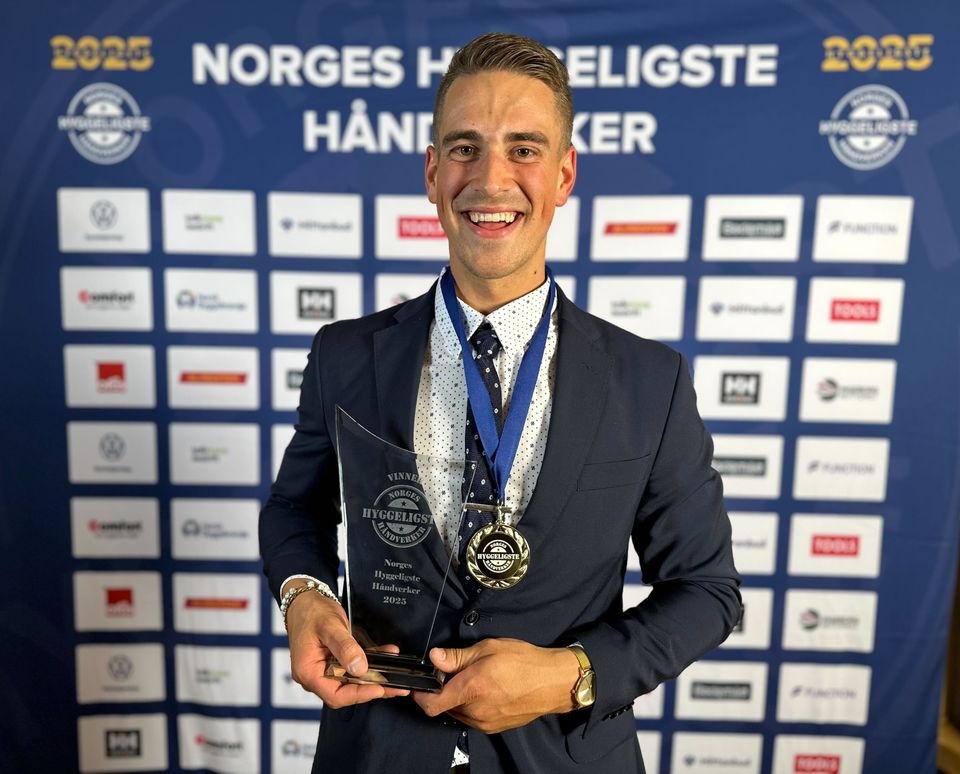 Vinneren av Norges Hyggeligste Håndverker 2025, rørleggeren Dag Olav Håkedal.
