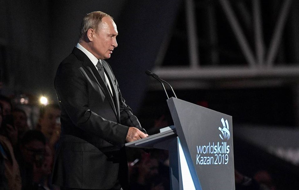 President Vladimir Putin under avslutningsseremonien under Yrkes-VM i Kazan, Russland høsten 2019. (Foto: Alexei Nikolsky/Russian Presidential Press and Information Office/TASS).